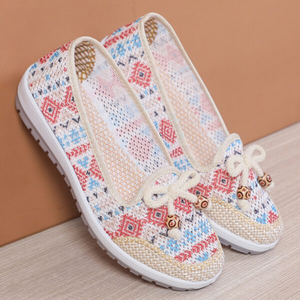 Women's Soft-soled Non-slip Breathable Hollow Cloth Shoes - Image 3