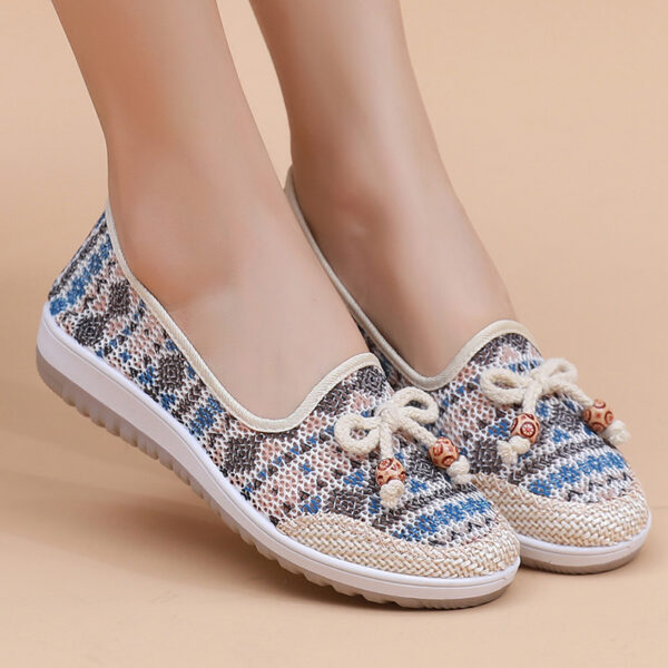 Women's Soft-soled Non-slip Breathable Hollow Cloth Shoes - Image 5